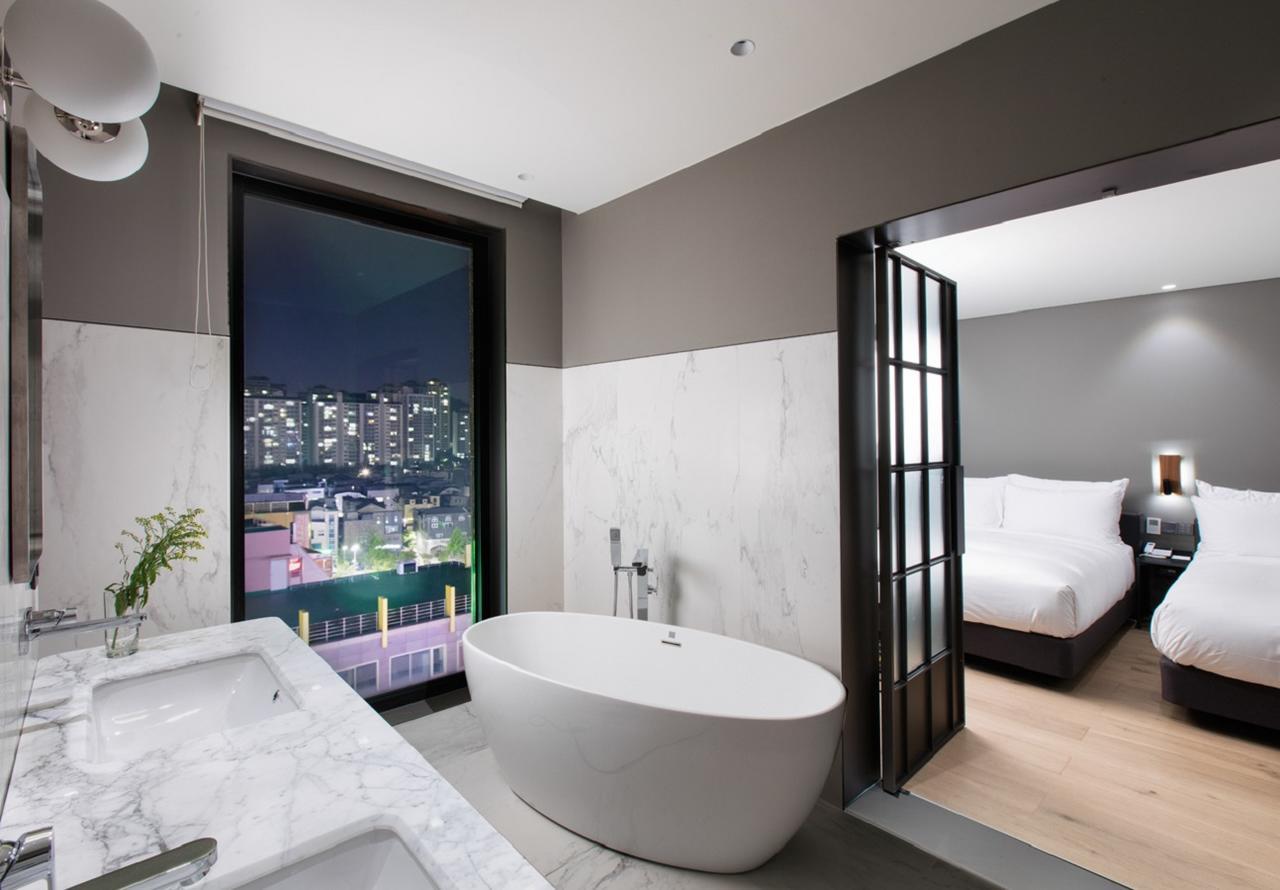 Park Marine Hotel Инчон Екстериор снимка